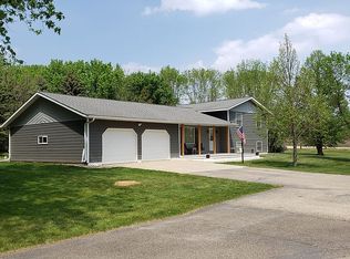 18184 Westside Acres, Clear Lake, SD 57226