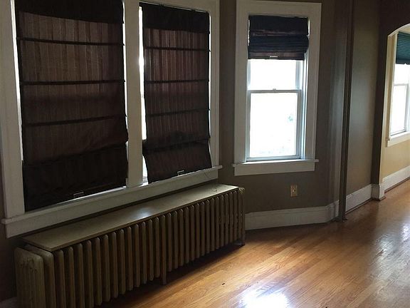 5th image of 18 Van Buren St