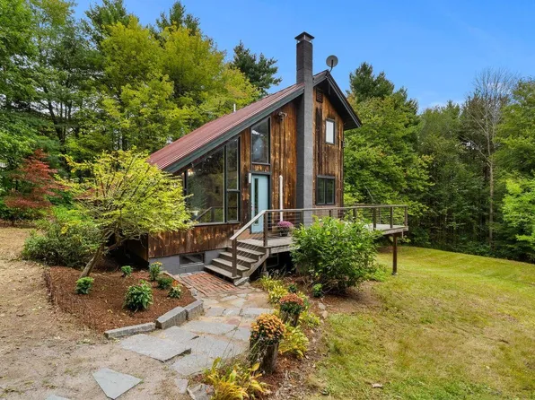 799 Craney Hill Road, Henniker, NH 03242