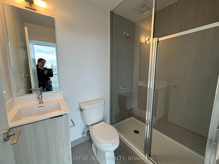 743 Warden Ave #218 — Photo 27