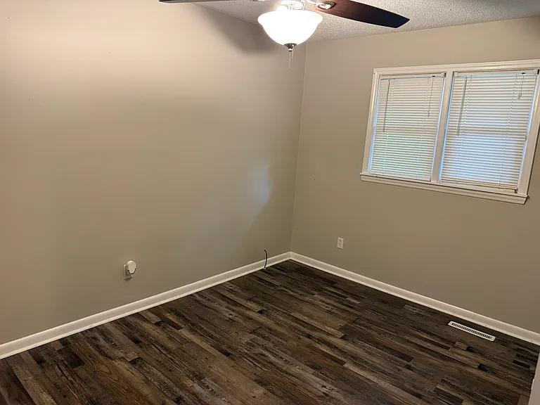 351 Tonya Dr — Photo 10