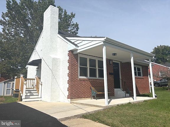 2nd image of 305 N Ogle Ave