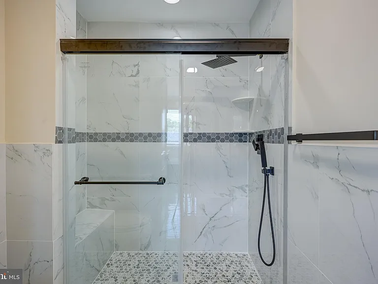 7827 Crystal Brook Way — Photo 31
