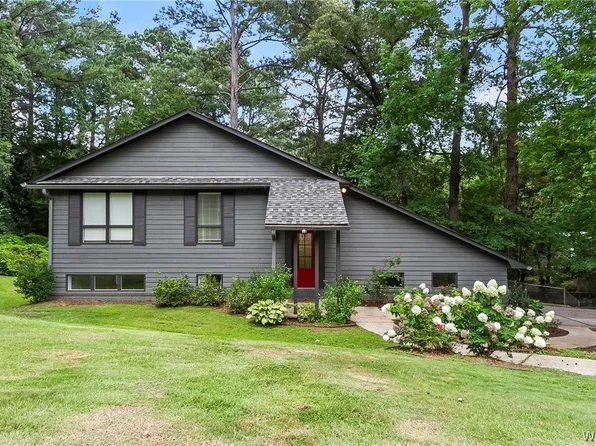 5205 Dove Creek Ave, Northport, AL 35473