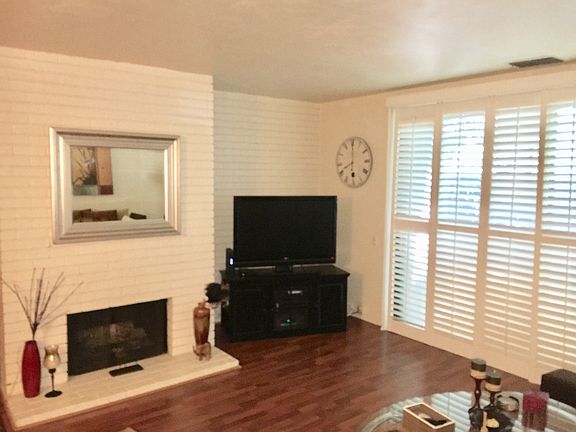 3rd image of 661 Woodside Sierra Unit 2