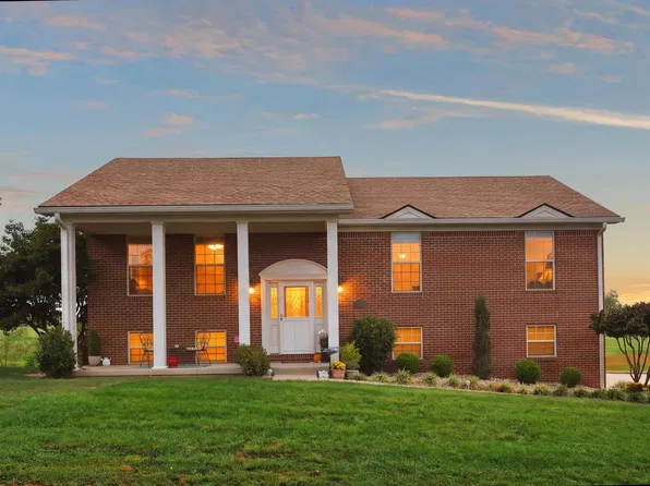 178 General Cleburne Dr, Richmond, KY 40475