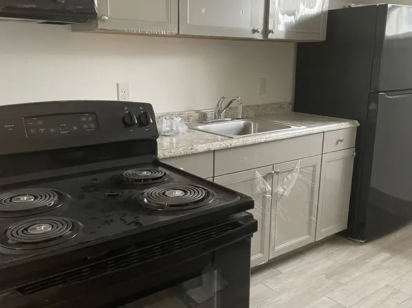 Hampton View Apartment