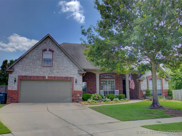 14230 S Urbana Ave, Bixby, OK 74008