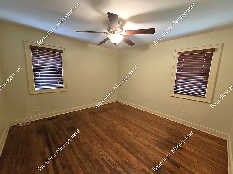 2533 Sylvan Rd — Photo 11