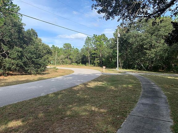 3rd image of 3428 W Daffodil Dr