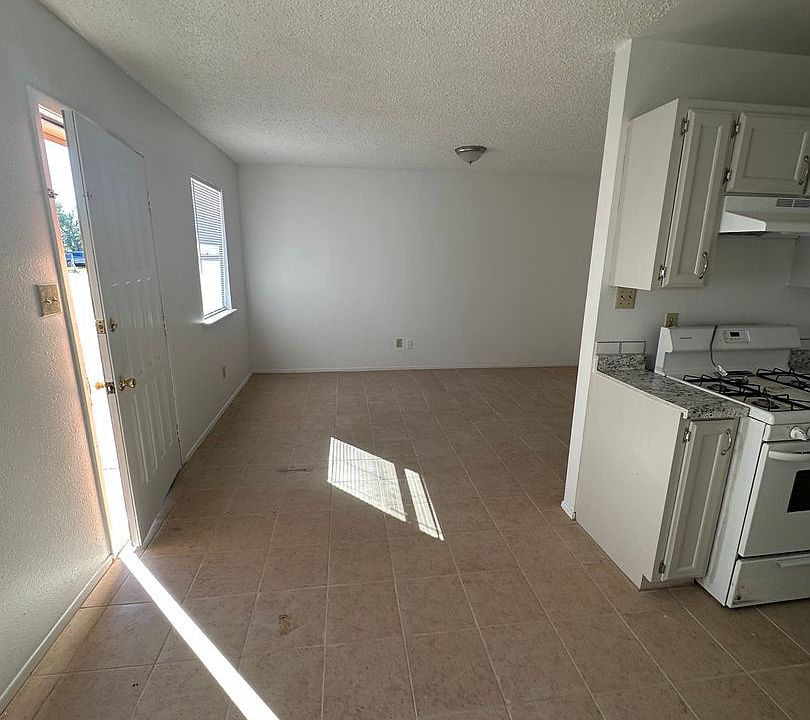 1st image of 604 E Alston St APT 4
