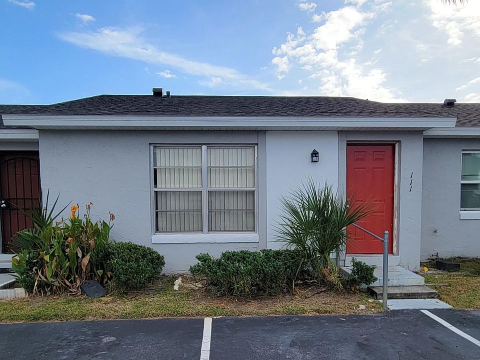 1st image of 111 Lake Villa Way