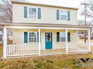412 S 15th St #412, Manhattan, KS 66502