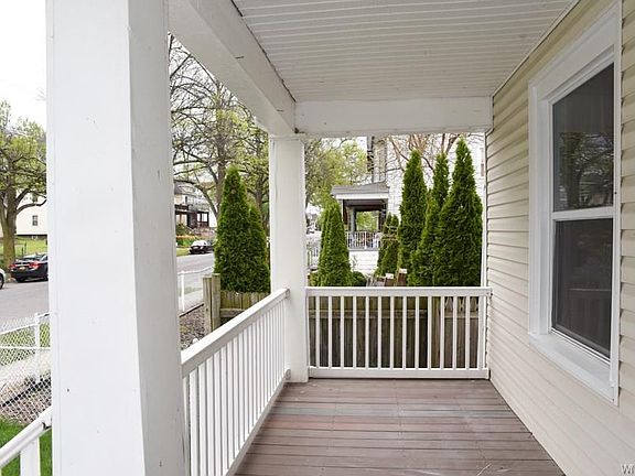 2nd image of 1222 West Ave