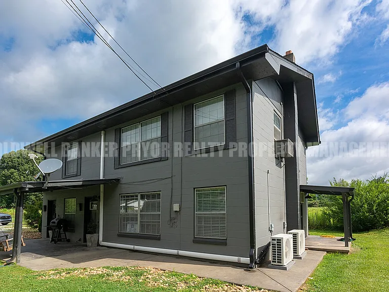 136 Hickey Cir #A — Photo 2