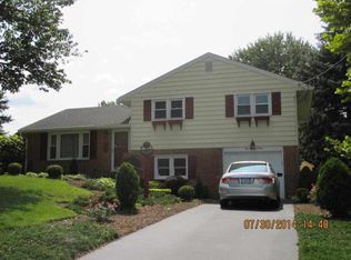 203 McLand Rd, Mount Holly Springs, PA 17065