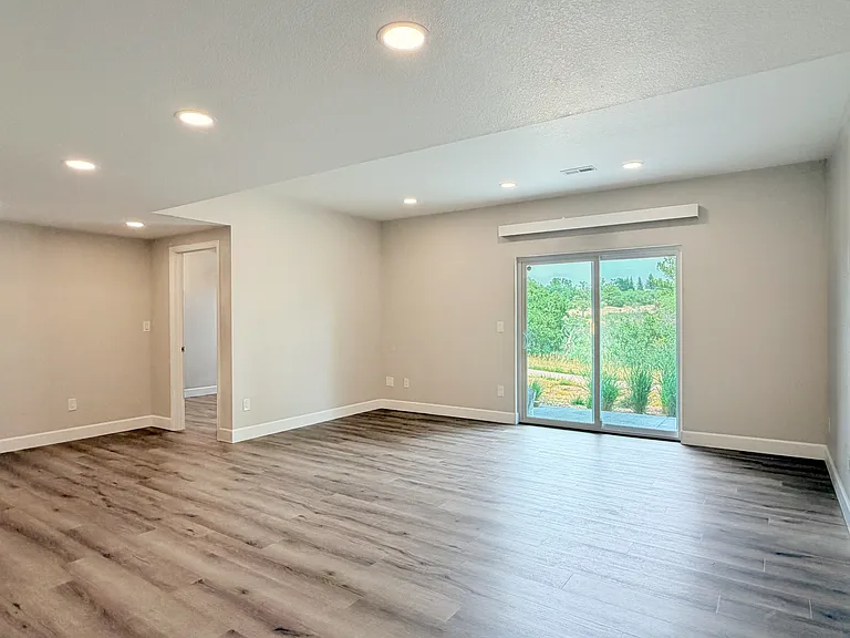 5355 Canyon View Dr — Photo 16