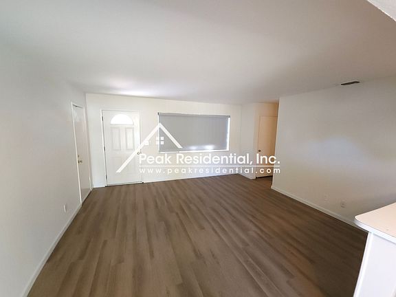 3rd image of 7852 Glen Field Ct