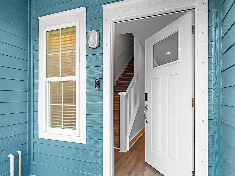 9516 Firefly Ct — Photo 4
