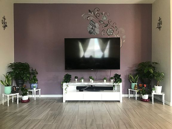 2nd image of 5407 W Desert Hollow Dr