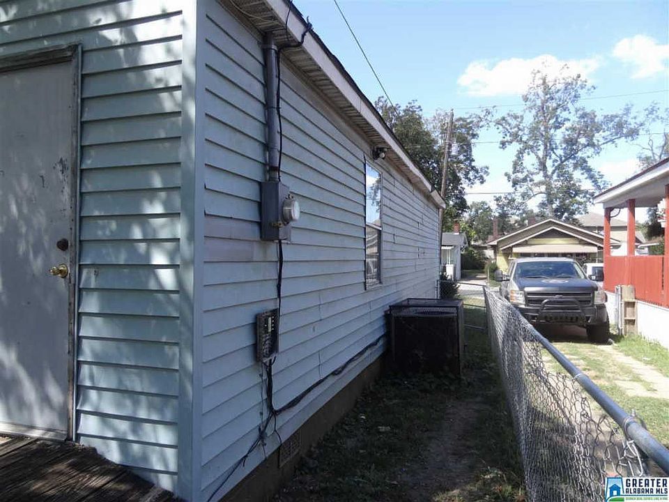 2nd image of 6001 1st Ave S
