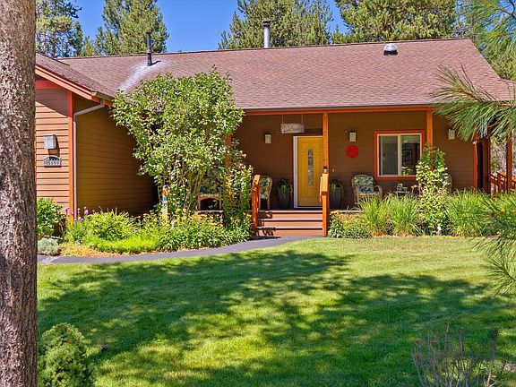 4th image of 16844 Brenda Dr