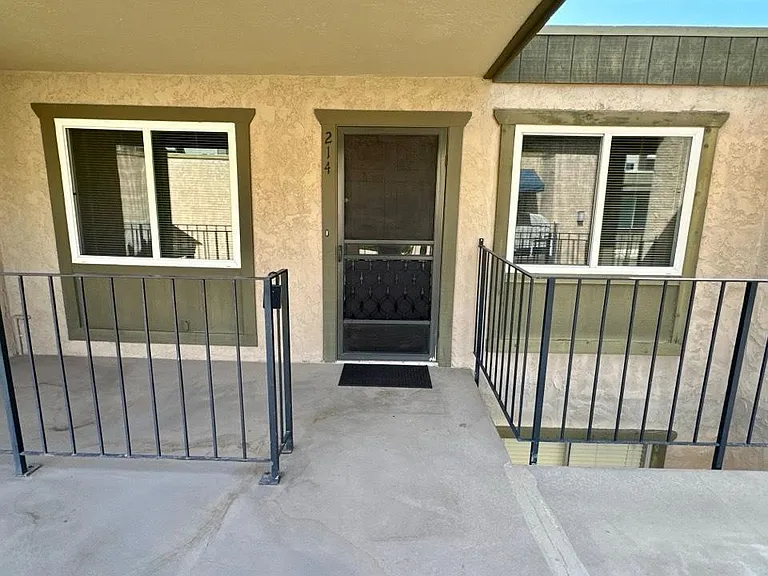 2228 E Campbell Ave #214 — Photo 4