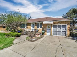 476 Center Rd, Buffalo, NY 14224
