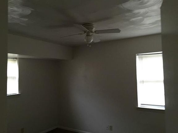 2nd image of 2501 Newcastle Dr