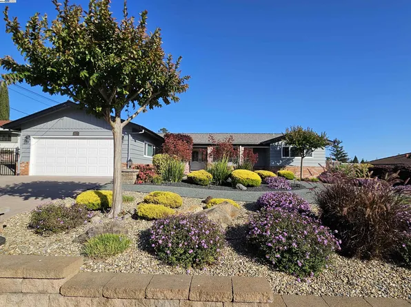 4475 Hillsborough Dr, Castro Valley, CA 94546