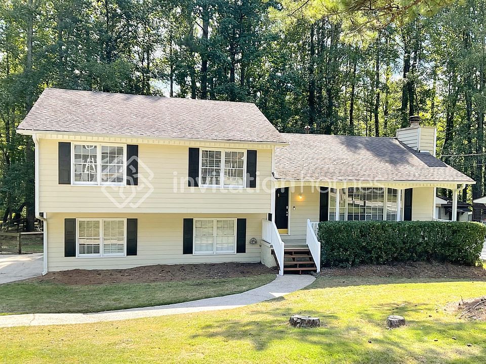 1st image of 2436 Hillboro Cir SW