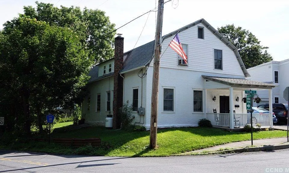 Building Photo 4