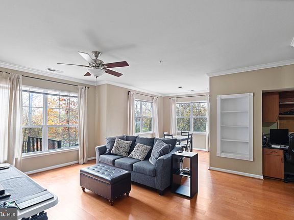 5th image of 13506 Derry Glen Ct APT 103