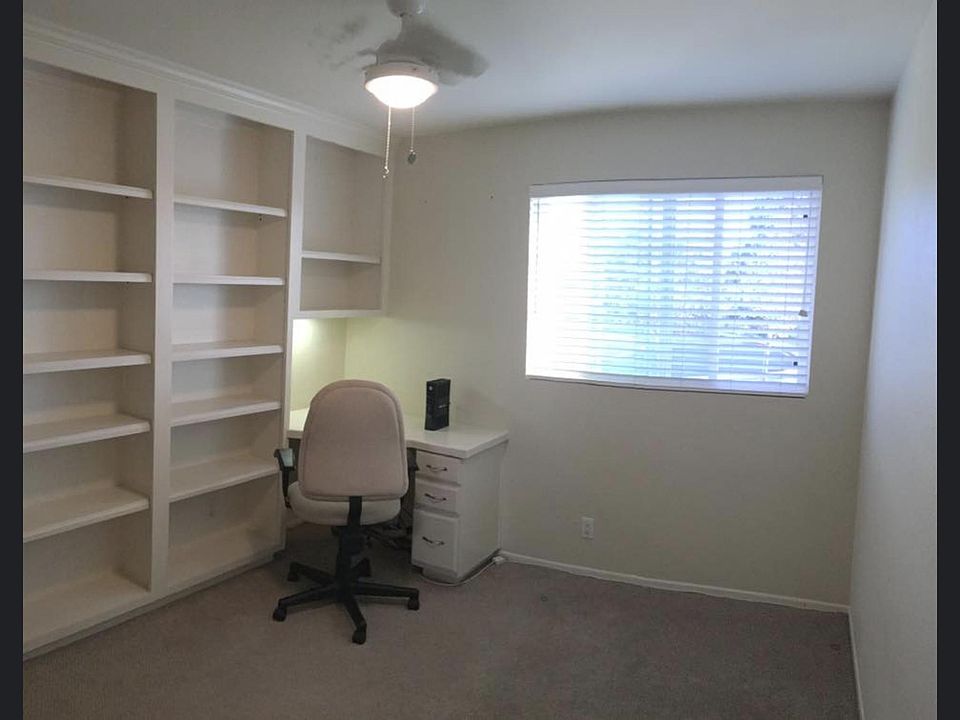 2nd image of 21411 Lindsay Dr