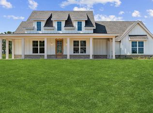 209 Blackjack Xing, Paradise, TX 76073