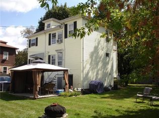 147 Warwick St FLOOR 2, Woonsocket, RI 02895