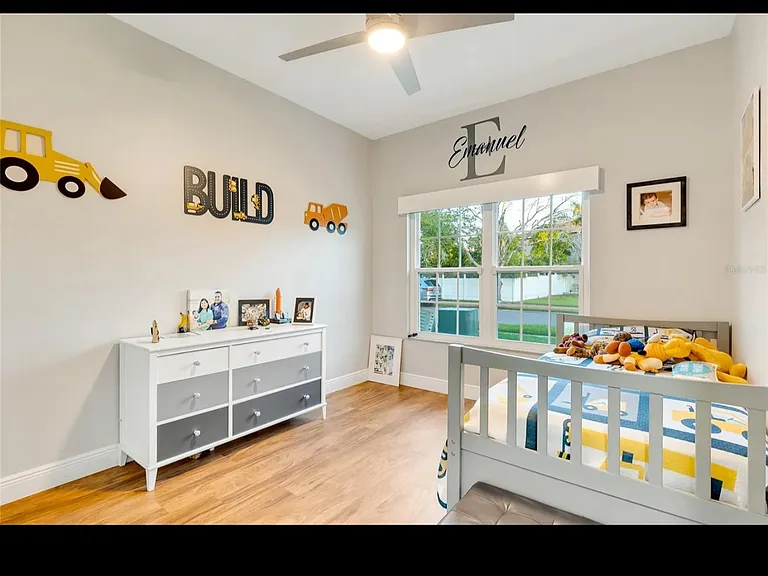 2707 Scarborough Dr — Photo 16