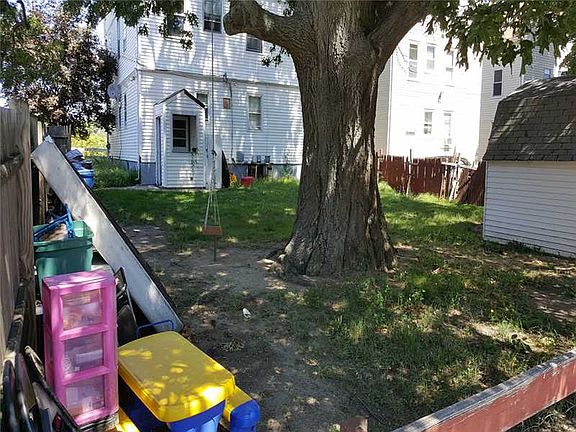 2nd image of 590 Park Ave