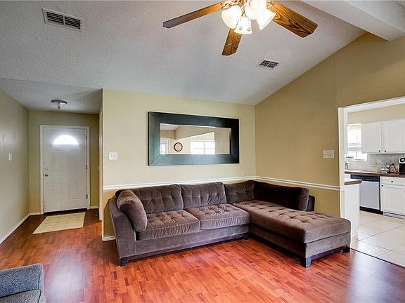 3rd image of 7809 Creek Wood Ct