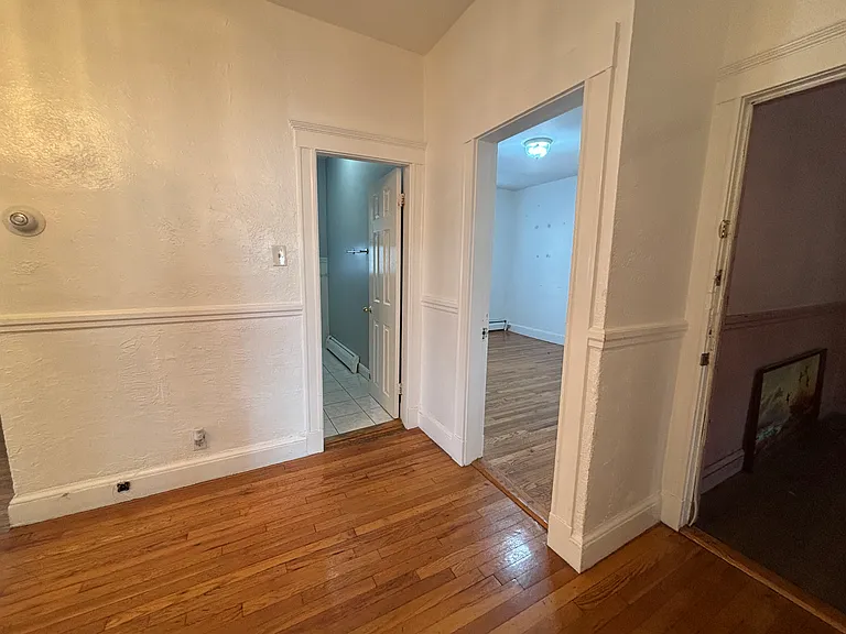 1080-1082 N Shore Rd #2 — Photo 12