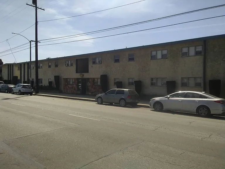 1518-40 E Artesia Blvd — Photo 32
