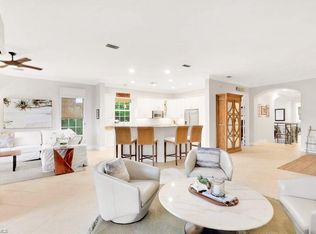 9097 Cherry Oaks TRL #202, NAPLES, FL 34114