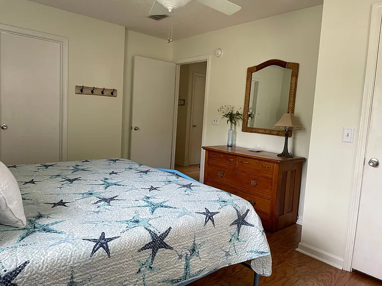501 Bailey St — Photo 20