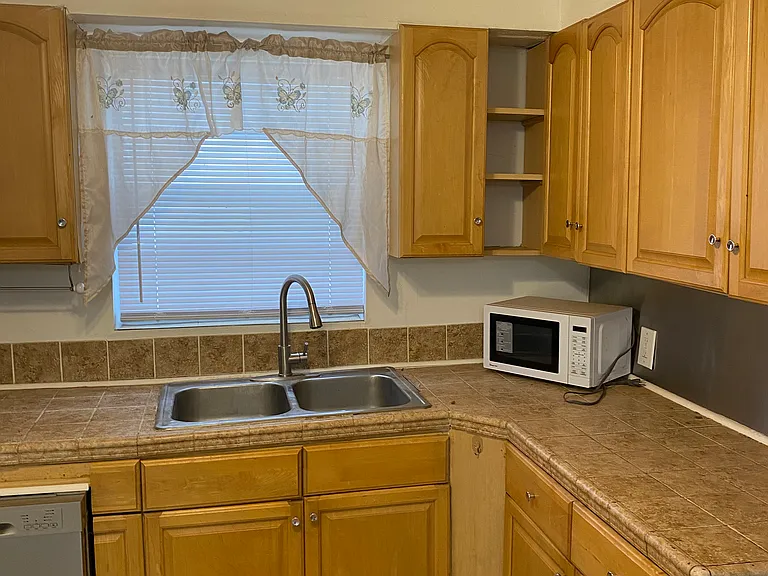 1588 NE 110th St #1 — Photo 8