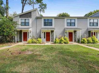 3254 Cypress Ln, Gulf Breeze, FL 32563