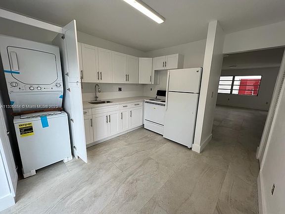 4th image of 11320 Peachtree Dr #A