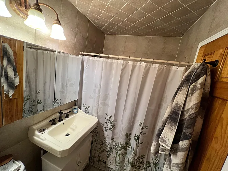 838 Pelhamdale Ave #2K — Photo 13