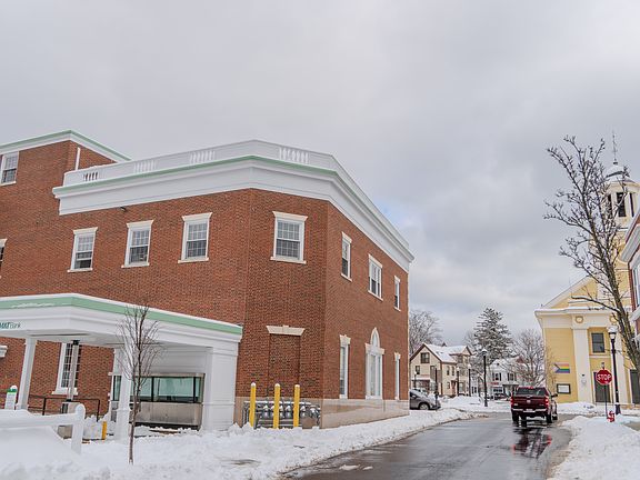 2nd image of 240 Cabot St #201