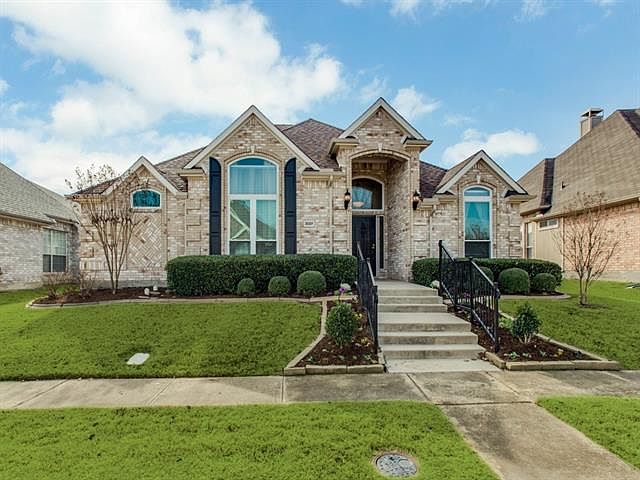 1st image of 3007 Palmdale Dr
