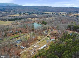 204 Dusk Dr, Augusta, WV 26704